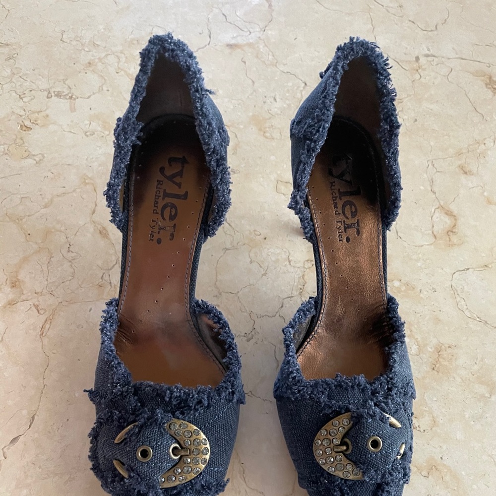 Women’s Shoes